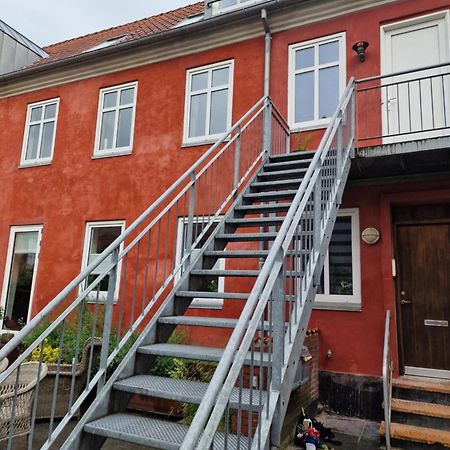 Paen Central Lejlighed Med Gratis Parkering Randers Ngoại thất bức ảnh